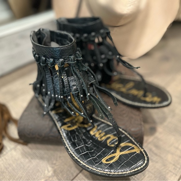 Sam Edelman Western Fringe stud sandals! - Picture 10 of 13